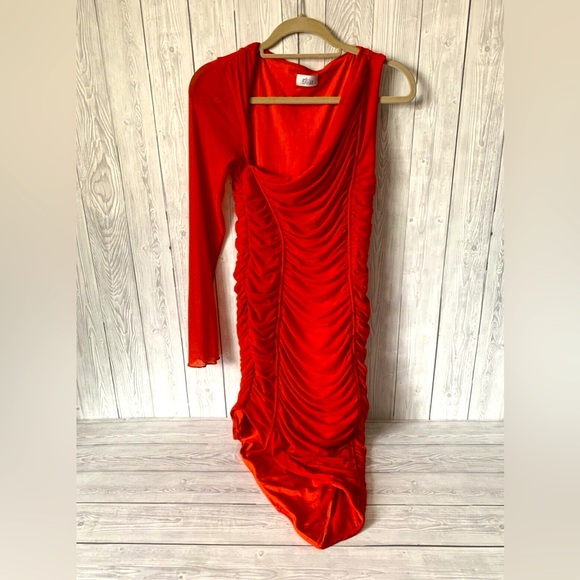 Oh Polly Dress red sz 6 like new - Picture 2 of 4